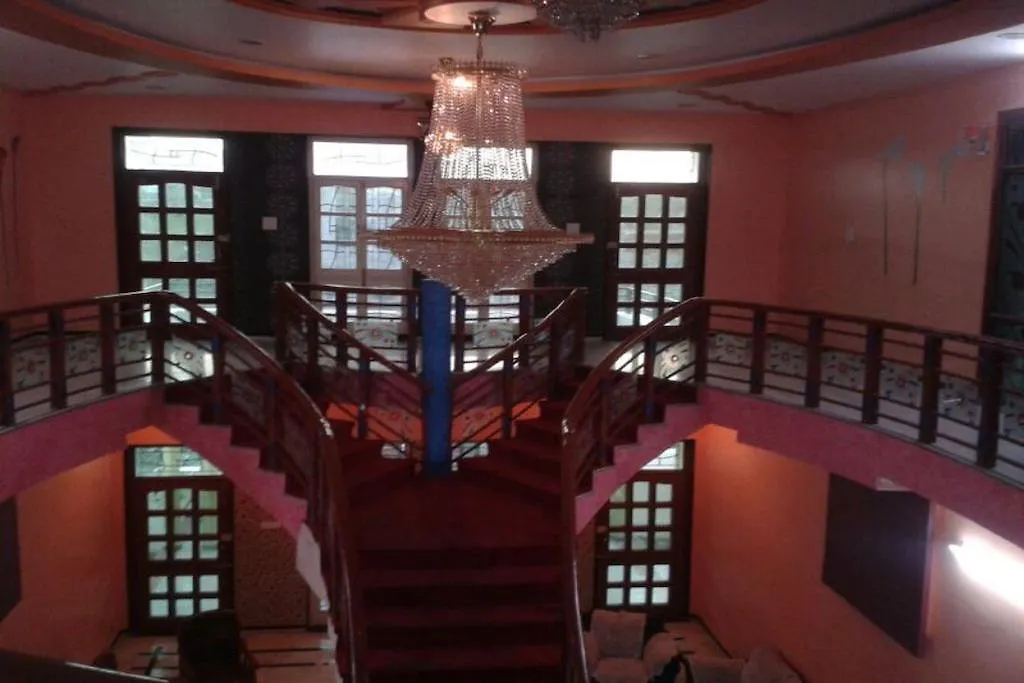 Hotel Kinza Udaipur 2*,